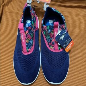 Speedo Floral Navy and Pink Water Shoes